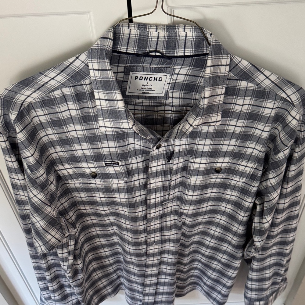 Men's Gray Plaid Shirt
